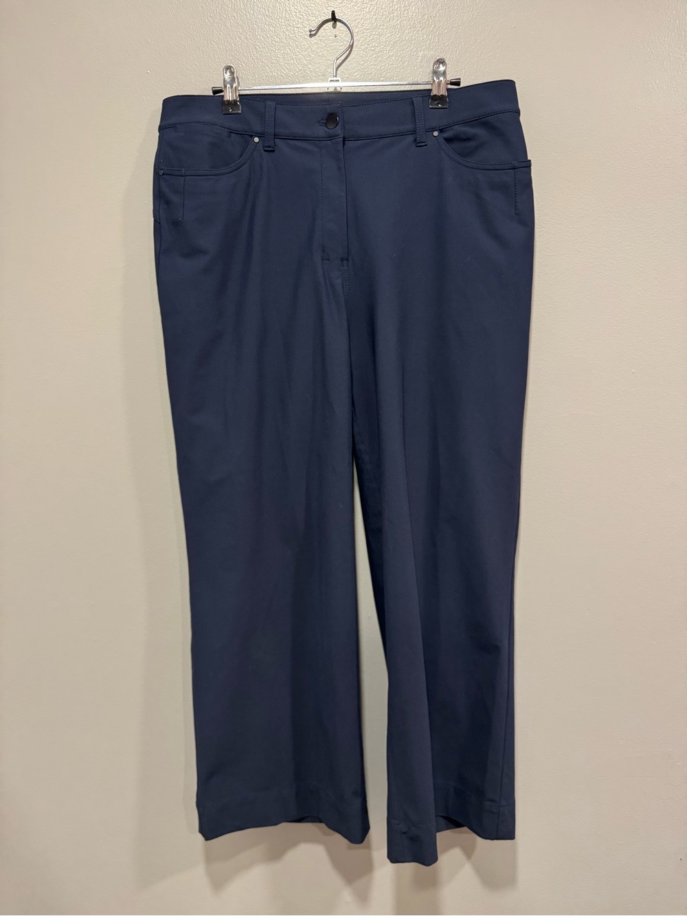 Lululemon City Sleek 5 Pocket Wide-Leg High Rise 7/8 Length Pant in True Navy 31